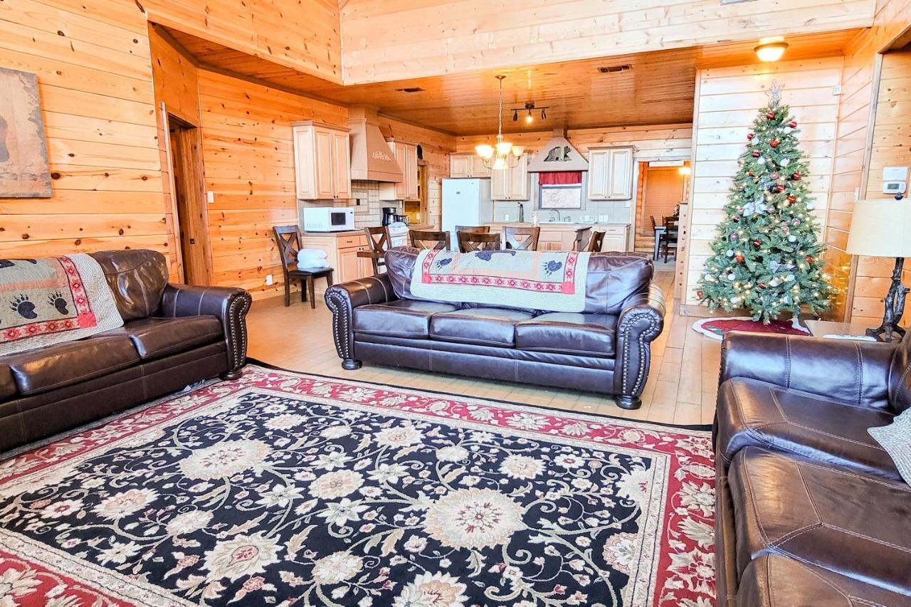 Treetop Tranquilty Sevierville Exterior photo