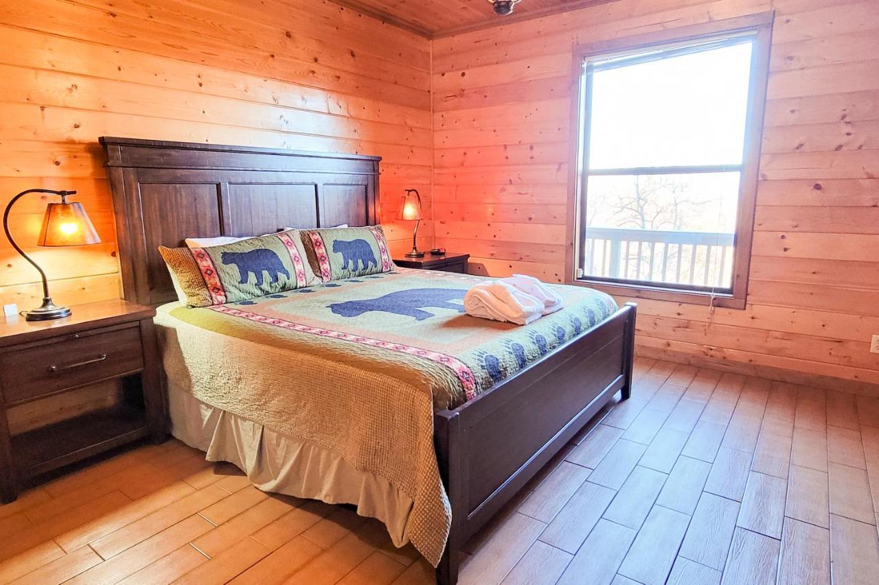 Treetop Tranquilty Sevierville Exterior photo