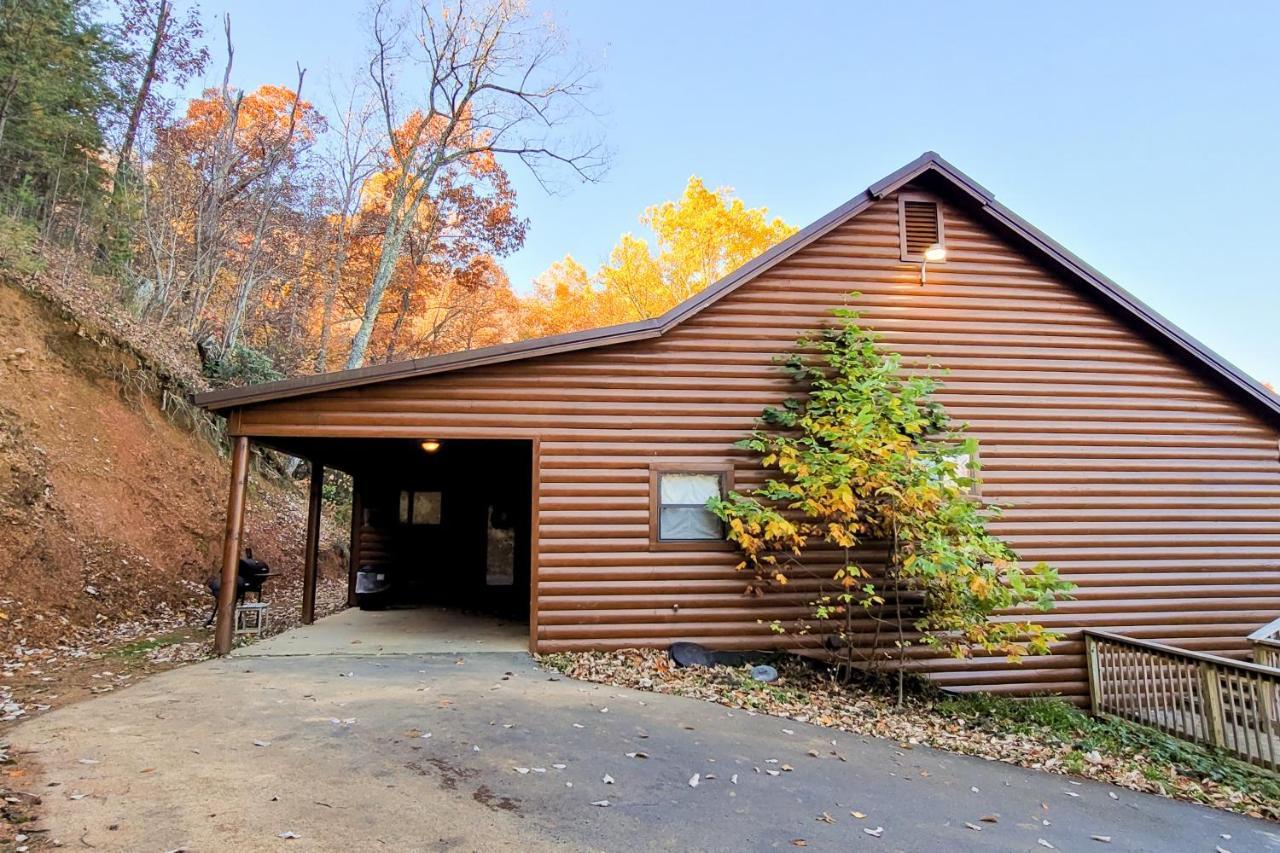 Treetop Tranquilty Sevierville Exterior photo